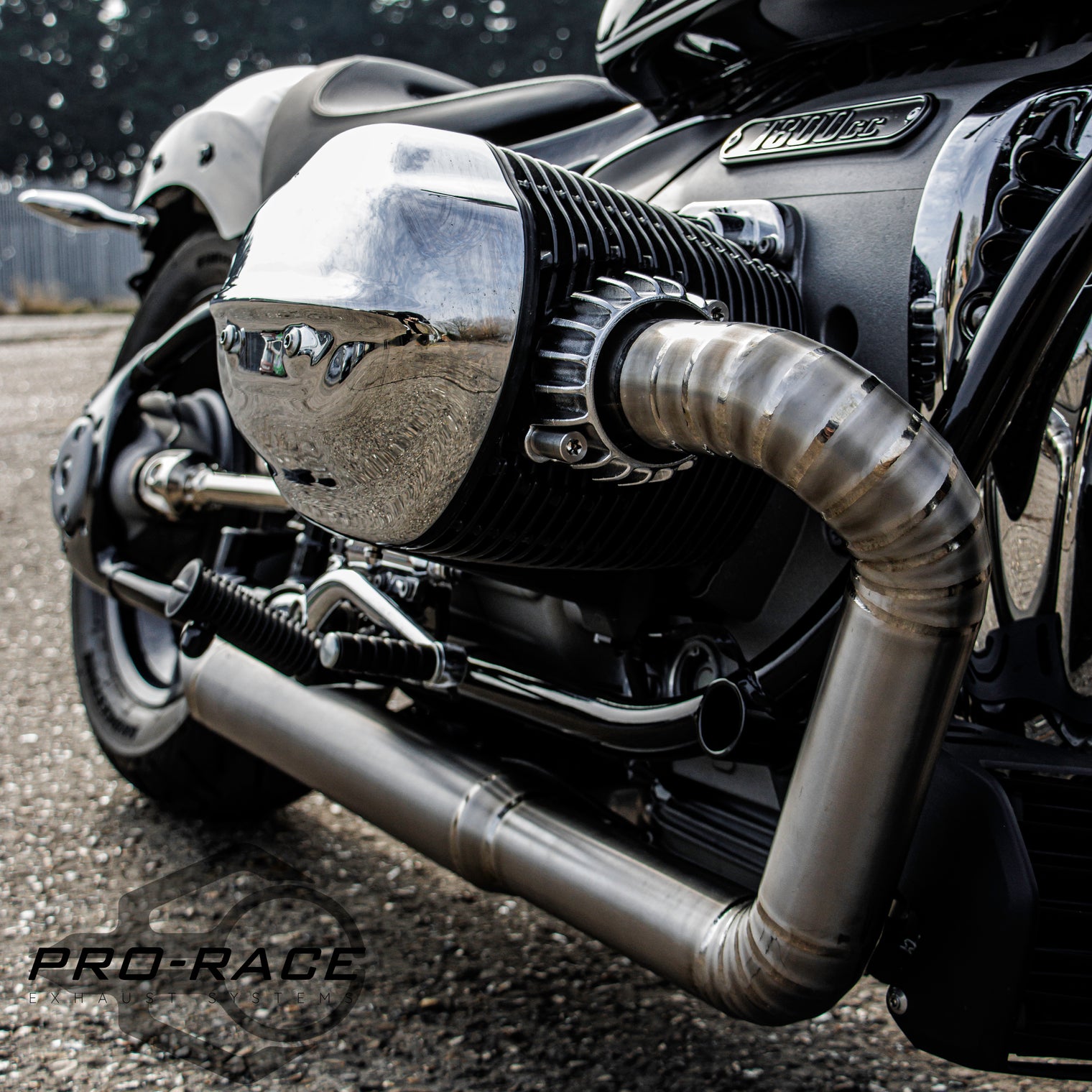 BMW R18 2020-2024 SR-1 Full titanium Pie-cut SR-1 Exhaust System image 3